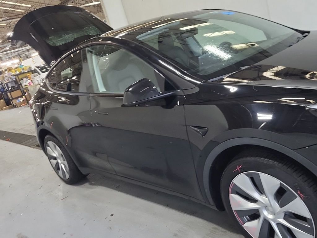 tesla model y 2024 7SAYGDEE5RA214927 image tesla model y 2024 7SAYGDEE5RA214927 image